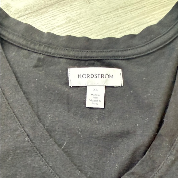 Nordstrom Black V-Neck Short Sleeve Tee - Picture 2 of 2
